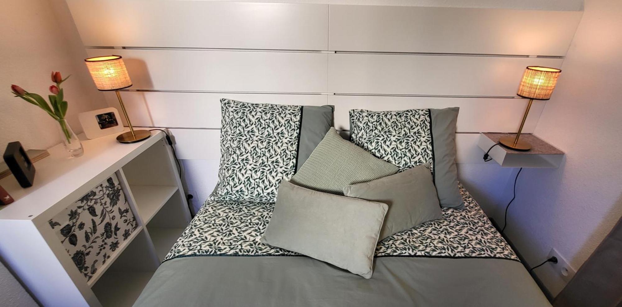 Appartement En Residence Avec Piscine Бандол Екстериор снимка